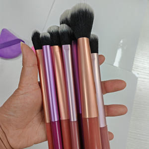 Juego de brochas de maquillaje de viaje de 11 piezas, mini brochas para base, sombra de ojos, corrector de rubor con bolsa - Product Image 6