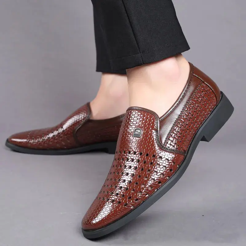 Chaussures en cuir pour hommes d'affaires britanniques Mode décontractée Chaussures pour hommes Laçage formel