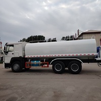 Vente d'usine Prix bas Haute qualité 4X2 6X4 8X4 15000 Litres 20000 Litres 30000 Litres Réservoir d'eau Camion citerne à eau