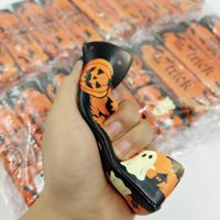 Nouveauté 2026 : Cadeaux d'Halloween – Balle anti-stress souple en forme de beurre avec motifs fantôme et citrouille pour les récompenses en classe