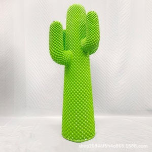 Statua di Cactus in Vetroresina a Grandezza Naturale, Forma Personalizzata per Ornamenti di Spazi Moderni Interni/Esterni - Product Image 2