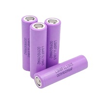 Batterie Li-ion rechargeable personnalisée 3,7 V 1800 mAh 2000 mAh 2200 mAh 2500 mAh 3000 mAh 21700 pour batterie externe 18650