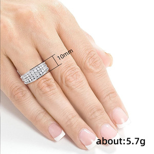 Anello Eternity in Oro Bianco F1634 con Diamanti Taglio Brillante e Incastonatura a Pavé, Anello Classico da Matrimonio per Donna - Product Image 5