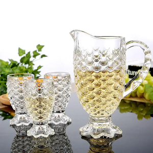 Gobelets en verre gaufré sirène personnalisés portables tasses à verres à pied pour <span class=keywords><strong>alcool</strong></span> esprit Vodka <span class=keywords><strong>carafe</strong></span> à vin jus et boissons - Product Image 2