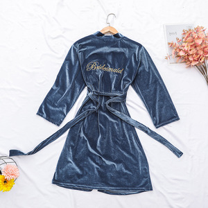Tendance Nouveau Hiver Or Velours Broderie Femme Mariée <span class=keywords><strong>Demoiselle</strong></span> <span class=keywords><strong>D</strong></span>'<span class=keywords><strong>honneur</strong></span> Peignoir Chemise De Nuit à <span class=keywords><strong>d</strong></span>ébordement robes de <span class=keywords><strong>demoiselle</strong></span> <span class=keywords><strong>d</strong></span>'<span class=keywords><strong>honneur</strong></span> - Product Image 6