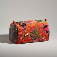 Grande trousse de toilette pour femmes avec broderie florale personnalisée, trousse à cosmétiques en velours matelassé