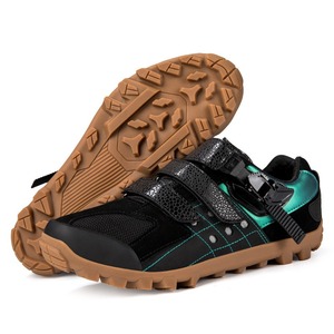 Chaussures de cyclisme à carreaux marron avec sangles Velcro et empeigne en mesh respirant pour hommes et femmes, pour la pratique en extérieur - Product Image 3