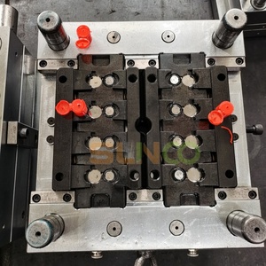 Enjeksiyon kalıplama şirketleri 17mm flip top cap vida kalıp plastik enjeksiyon kalıp vidalı kapak kalıp flip top cap kalıp