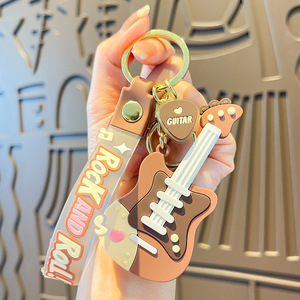 Mát phim hoạt hình guitar PVC keychain sáng tạo ánh sáng mặt dây chuyền nhựa cho các cặp vợ chồng bán buôn sáng tạo cá tính Keychain - Product Image 6