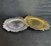 Venta caliente oro plástico moderno cargador placas para plato de cena para bodas vacaciones o fiesta Decoración de mesa al por mayor