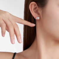 Boucles d'oreilles clous en argent sterling 925 avec moissanite ovale et taille émeraude pour femme, double pierre, couleur D, pureté VVS1