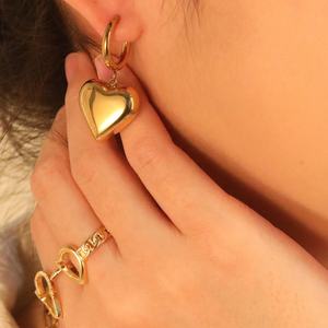 Pendientes de Aro Colgantes de Moda, Joyería de Acero Inoxidable, Chapados en Oro de 18K, Elegantes y Lisos, con Forma de Corazón y Estrella, para Mujer - Product Image 2