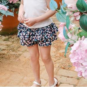 Ropa para Niños Pequeños, Diseño de Mariposa Estilo Gaucho, Vestidos y Pantalones Hechos en India - Product Image 4