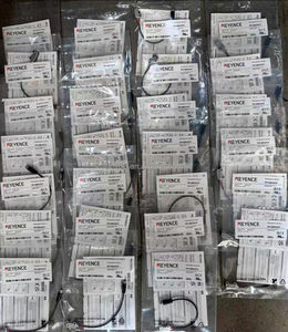 KEYENCE Câble de pénétration carré original et authentique PR-FB30CP Type de connecteur BGS Réflexion M8 Type 30mm - Product Image 6