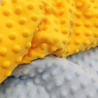 Vente en gros d'usine en stock Tissu Ripstop 100% Polyester Velours Bulle Tissé Super Doux Minky à Pois pour Couverture Bébé