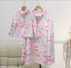 <span class=keywords><strong>Pigiama</strong></span> Famiglia Personalizzato con Stampa 3D, Giacca a Righe Viola a Maniche Lunghe, Felpa Pullover alla Moda per Donne e Bambini - Product Image 3