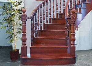 Ringhiera per Scale in Legno di Quercia Rosa Stile Antico Americano per Hall di Hotel, Scala Curva Intagliata in Legno, Gradini in Mogano per Villa - Product Image 5