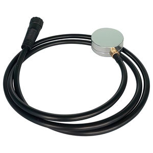 GPRS Ultraschall-Flüssigkeits stands ensor für <span class=keywords><strong>Diesel</strong></span> kraftstoff Wasser Ölspeicher-Tankwagen High-Tech-Füllstand messgeräte - Product Image 2