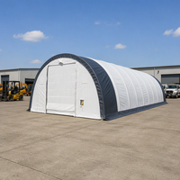 Abri de jardin extérieur robuste en acier avec porte enroulable, toile imperméable et résistante aux UV, finition thermolaquée, design moderne