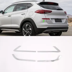 Dış ABSCar arka kuyruk sis lamba ışığı kaş dekoratif kapak düzeltir Hyundai Tucson 2019 için