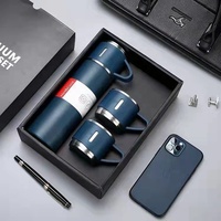 Set Botol Air Termos Stainless Steel Dinding Ganda 500ml Custom dengan 3 Tutup Cangkir, Hadiah Bisnis untuk Natal