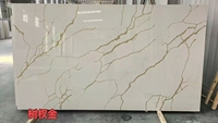 Plan de toilette en quartz Calacatta blanc avec veines grises