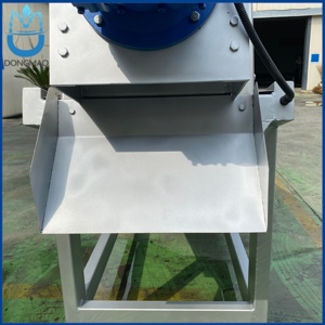 Presse à vis multi-disques compacte en acier inoxydable SS304 pour la <span class=keywords><strong>d</strong></span>éshydratation des boues et le traitement des eaux grises dans les zones touristiques et les réserves écologiques - Product Image 6