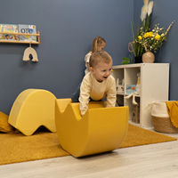 Jouet de jeu doux en forme de coquille d'œuf OEM, ensemble de tabourets en mousse 2 pièces pour enfants pour aire de jeux intérieure pour l'école et le centre commercial