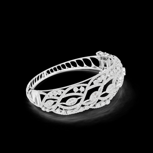 Brazalete de Oro Rosa con Diamantes Cultivados en Laboratorio, en Oro Rosa de 14K y 18K, Joyería Fina Elegante y de Lujo para Mujer, Brillo Atemporal - Product Image 3