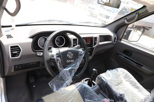 Camión de carga Dongfeng Mini de 3.5 toneladas a gasolina con ABS y aire acondicionado para transporte de mercancías a precio de fábrica - Product Image 6