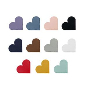 Marcapáginas de Cuero PU con Logotipo Personalizado, Accesorios para Libros con Forma de Corazón para Estudiantes - Product Image 2