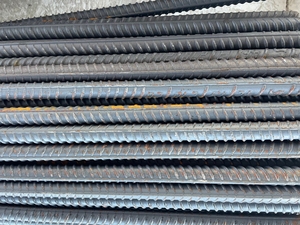 Barres d'armature en acier de qualité HRB400/HRB500 laminées à chaud bon marché de vente chaude barres d'acier déformées <span class=keywords><strong>pour</strong></span> l'école d'hôpital d'immeuble de bureaux - Product Image 5