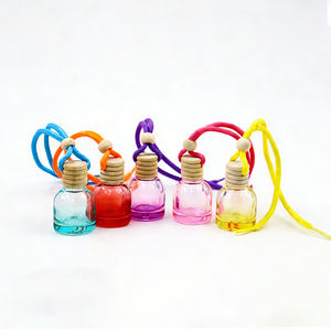 Bouteille vide transparente de 8 ml de différentes couleurs, diffuseur de parfum carré pour voiture avec bouchon - Product Image 3