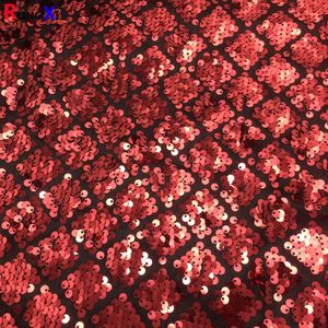 Thiết Kế Mới Rxf0541 5Mm Quảng Trường Phong Cách Strech Lưới Mặt Đất Màu Đỏ Thoải Mái Sequin Ren Vải Cho Bán Sỉ - Product Image 5