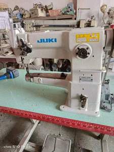 Máquina de Coser de Puntada Fija de Una Aguja con Cama Cilíndrica y Alimentación Sincronizada DSC-246 Usada para la Industria del Cuero - Product Image 2