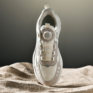 Baskets de course en cuir pour hommes et femmes, avec logo personnalisable, design <span class=keywords><strong>à</strong></span> bouton rotatif, auto-<span class=keywords><strong>laçage</strong></span> facile <span class=keywords><strong>à</strong></span> porter, augmentant la taille, sport épais - Product Image 6