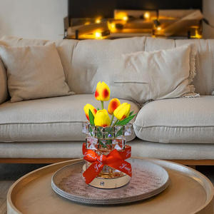 Adorno de lámpara Cubo de tulipán Cristal Ambiente Luz Mesa Decoración Regalo Uionen 2176 - Product Image 4