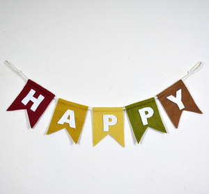 Guirlande de drapeaux en feutre de laine 100% naturelle de qualité supérieure pour la décoration de fête et de la maison, fabriquée à la main au Népal - Product Image 2