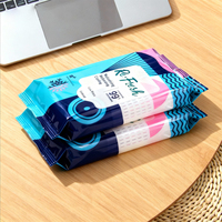 Sac d'emballage pour lingettes humides à fond carré et fermeture éclair personnalisée, pochette en plastique souple à fermeture arrière pour les mains, le visage et les bébés