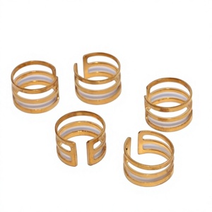 Anillos Geométricos de Latón Chapado en Oro, Unisex, Estilo Moderno, Joyería para Uso Diario - Product Image 1