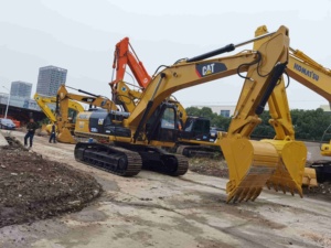 ใช้สำหรับรถขุดขนาดใหญ่รุ่น 326D2L/329D2L/330D ปี 2022 พร้อมเครื่องยนต์ PLC กำลัง 26 ตัน 151 กิโลวัตต์ สำหรับขาย - Product Image 3