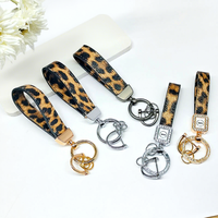 Porte-clés de voiture à imprimé léopard exquis, nouveau design, porte-clés romantique pour couple, anneau de porte-clés