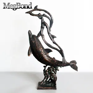 Ornement de bureau de dauphins sculptés de luxe en gros pour la maison, artisanat nautique en métal