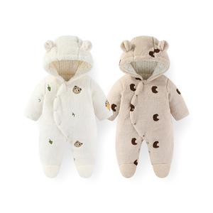 Venta al por mayor de fábrica/OEM Otoño Invierno bebé recién <span class=keywords><strong>nacido</strong></span> mono acolchado ropa polar capucha gruesa ropa de salida forrada polar - Product Image 1