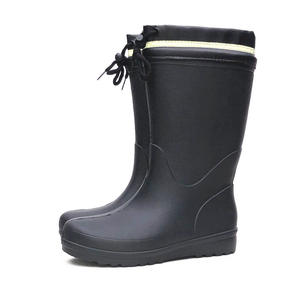 YL7418 Offre Spéciale hiver coton bottes <span class=keywords><strong>de</strong></span> <span class=keywords><strong>pluie</strong></span> bottes noires homme léger semelle épaisse extérieur manchette réglable avec cordon <span class=keywords><strong>de</strong></span> tirage - Product Image 2