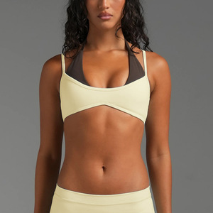 Sujetador deportivo de yoga con cuello halter integrado, diseño de dos piezas, tirantes ajustables, espalda con diseño atractivo, color en contraste, ropa deportiva de alto soporte para gimnasio - Product Image 5