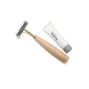 <span class=keywords><strong>Rasoir</strong></span> en bois à double <span class=keywords><strong>lame</strong></span> personnalisé, kit <span class=keywords><strong>de</strong></span> rasage jetable <span class=keywords><strong>pas</strong></span> <span class=keywords><strong>cher</strong></span> pour adultes avec crème à raser - Product Image 4