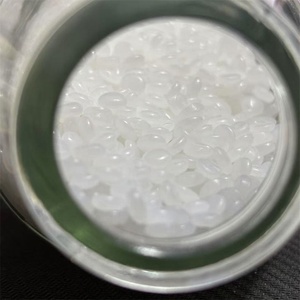 Vente en gros de résine de polyéthylène basse densité vierge LDPE LD104, qualité film soufflé, granulés LDPE pour film agricole - Product Image 1