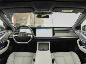 Xiaopeng 2023 P7i 702 Pro Electric Sedan New Energy Vehicle con batería de litio Motor de accionamiento único Dirección izquierda - Product Image 5