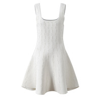 Nouvelle collection Printemps 2026 : Robe trapèze vintage française en nylon antistatique, ornée de strass imitation diamant, texturée verticalement et cintrée à la taille.